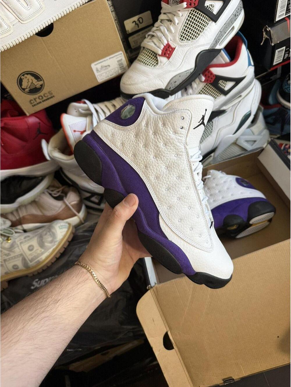 Jordan retro 13 laker sz 9.5